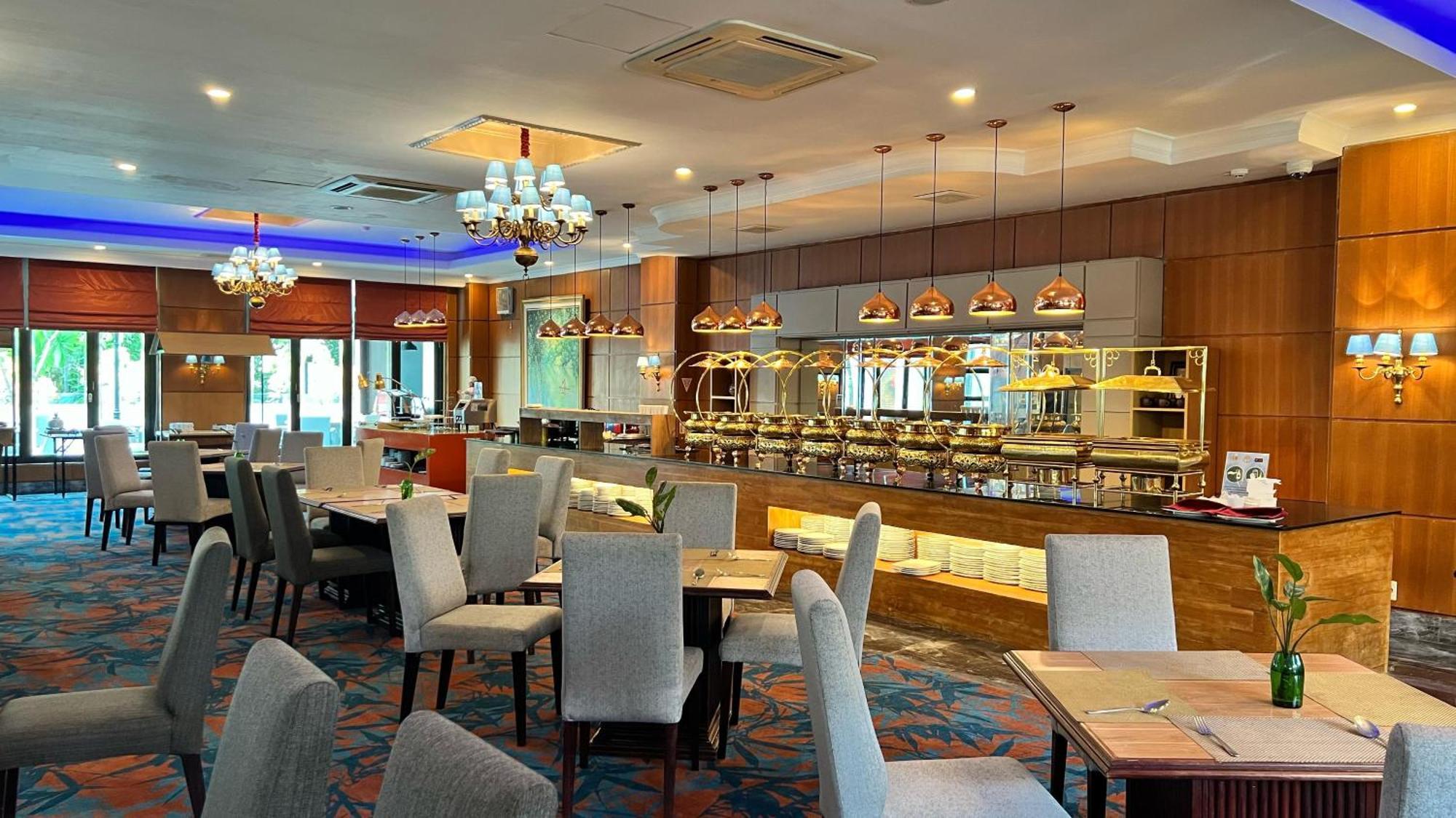 Hotel Bumi Senyiur ซามารินดา ภายนอก รูปภาพ